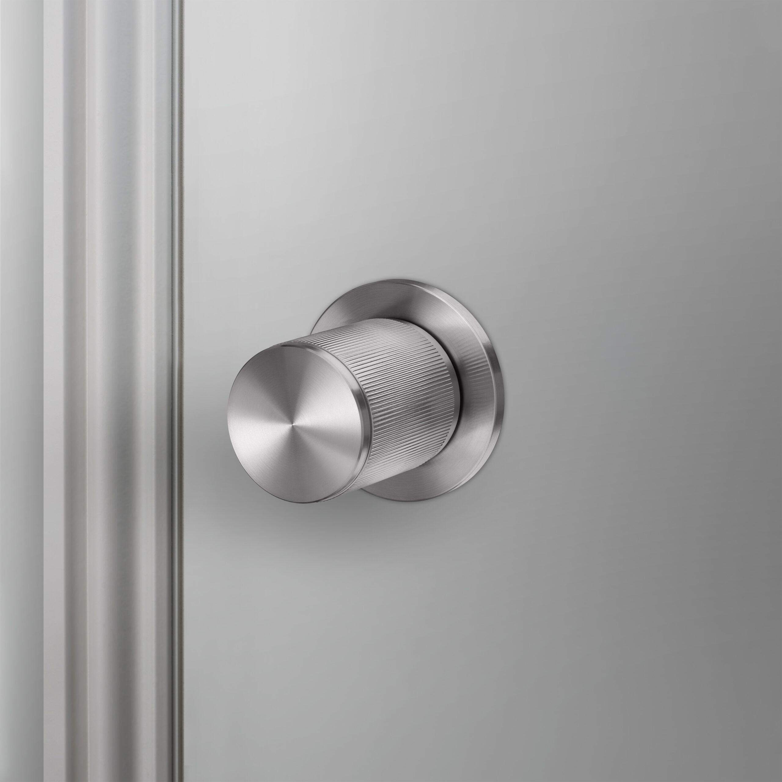 TÜRKNAUF-SET / LINEAR / STEEL TÜRKNAUF-SET / LINEAR / STEEL