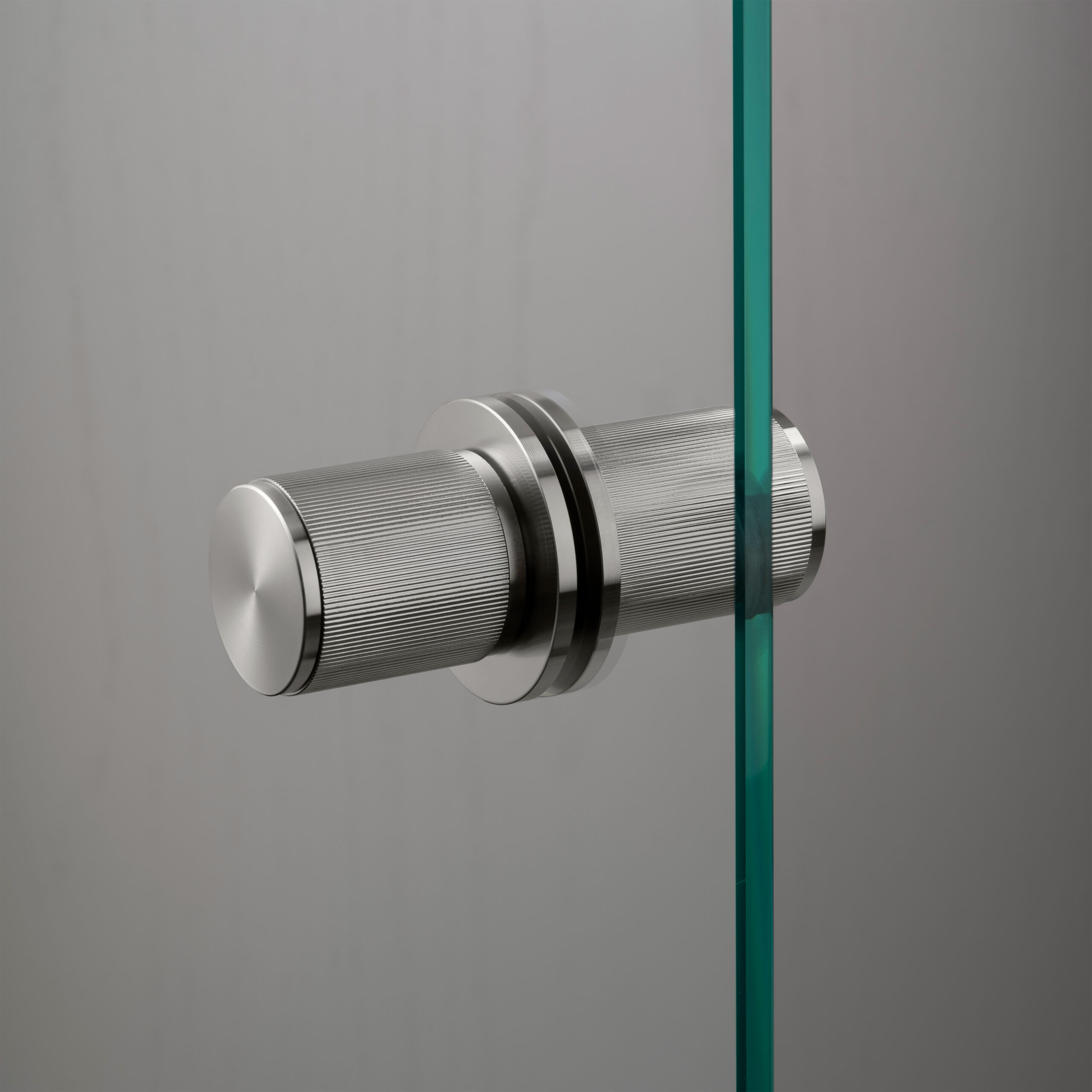 FESTSTEHENDER TÜRKNAUF / DOPPELSEITIG / LINEAR / STEEL FESTSTEHENDER TÜRKNAUF / DOPPELSEITIG / LINEAR / STEEL