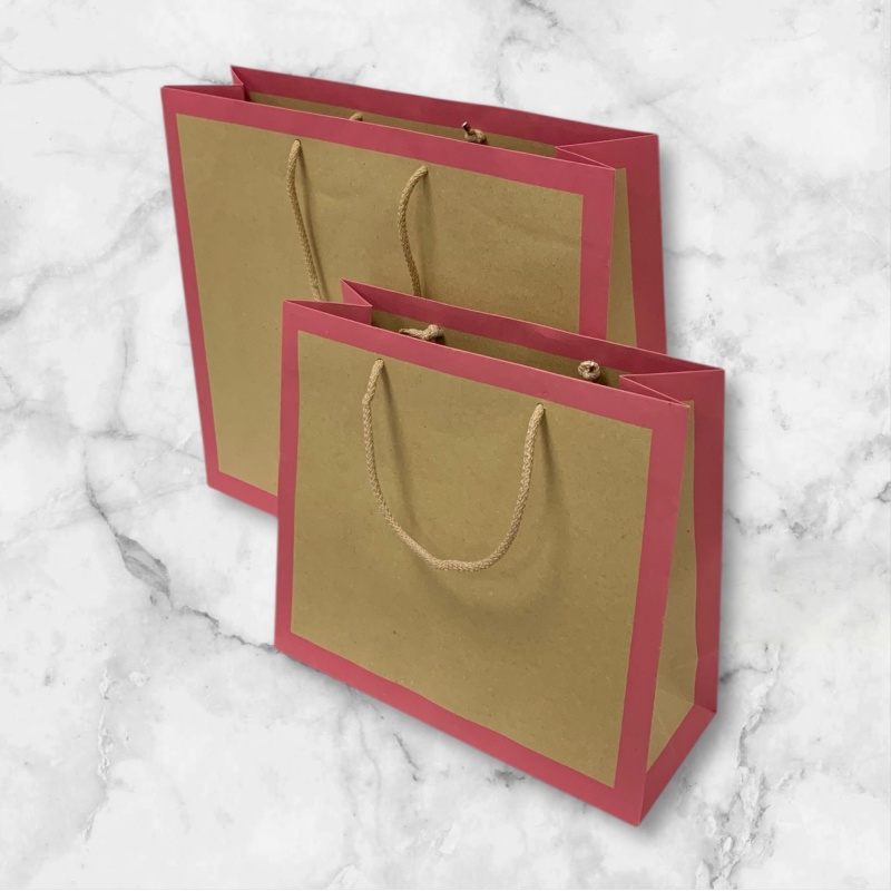 Papiertragetaschen Frame-Pink in klein 30x12x26,5 cm und groß 42x13x37,6 cm, Braun mit pinkem Rahmen