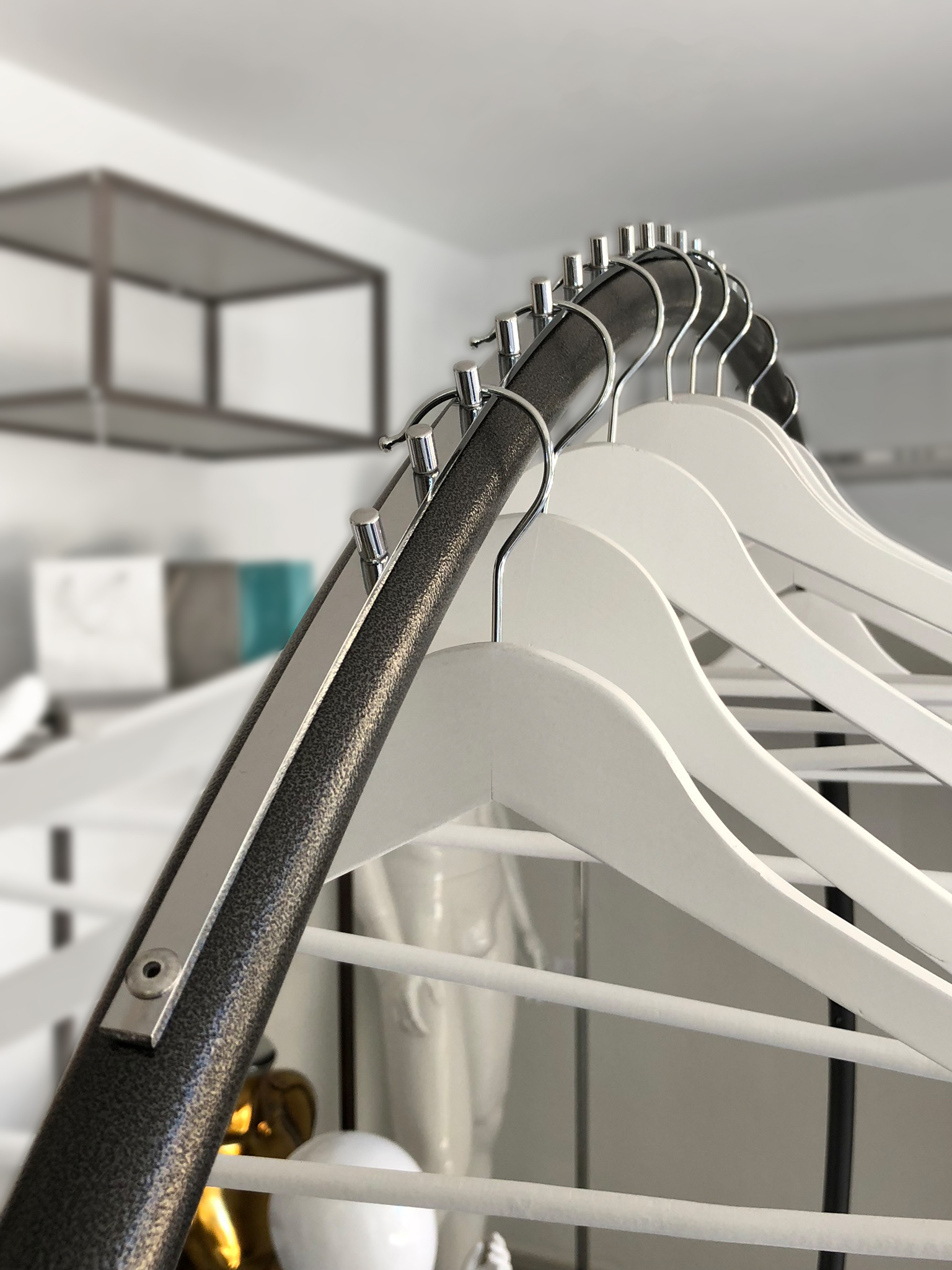 Abhängeständer Rundbogen aus Rundrohr Ø30 mm, Höhe 160 cm, Länge 160 cm, Breite 55 cm – Draufsicht für optimale Präsentation von Kleidungsstücken.