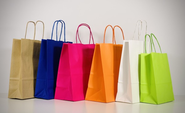 Robuste Papiertragetasche einfarbig mit Papierkordel, stabil, nachhaltig und ideal für Geschenke, Einzelhandel und Events