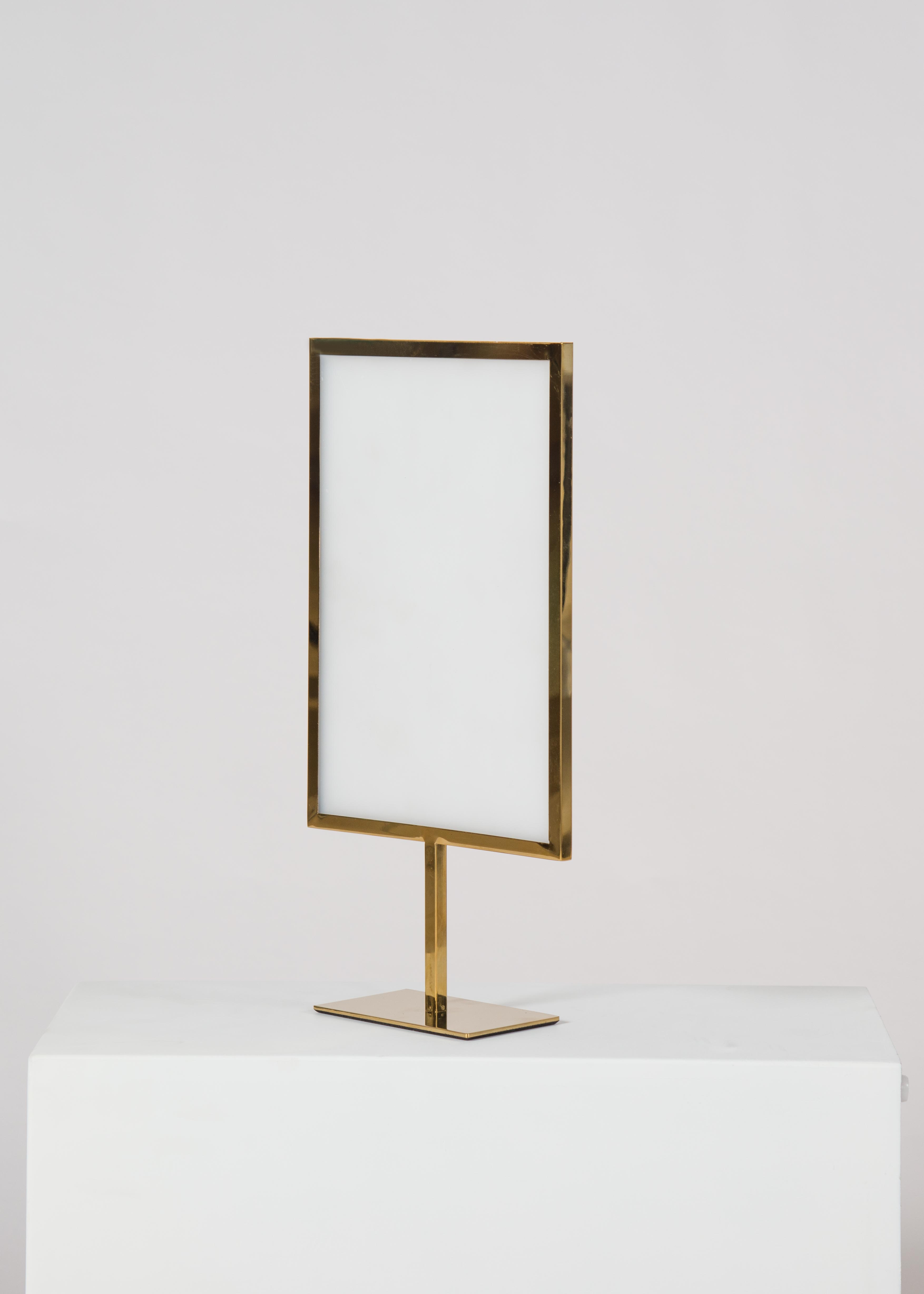 DIN A4-Display Gold DIN A4-Display Gold
